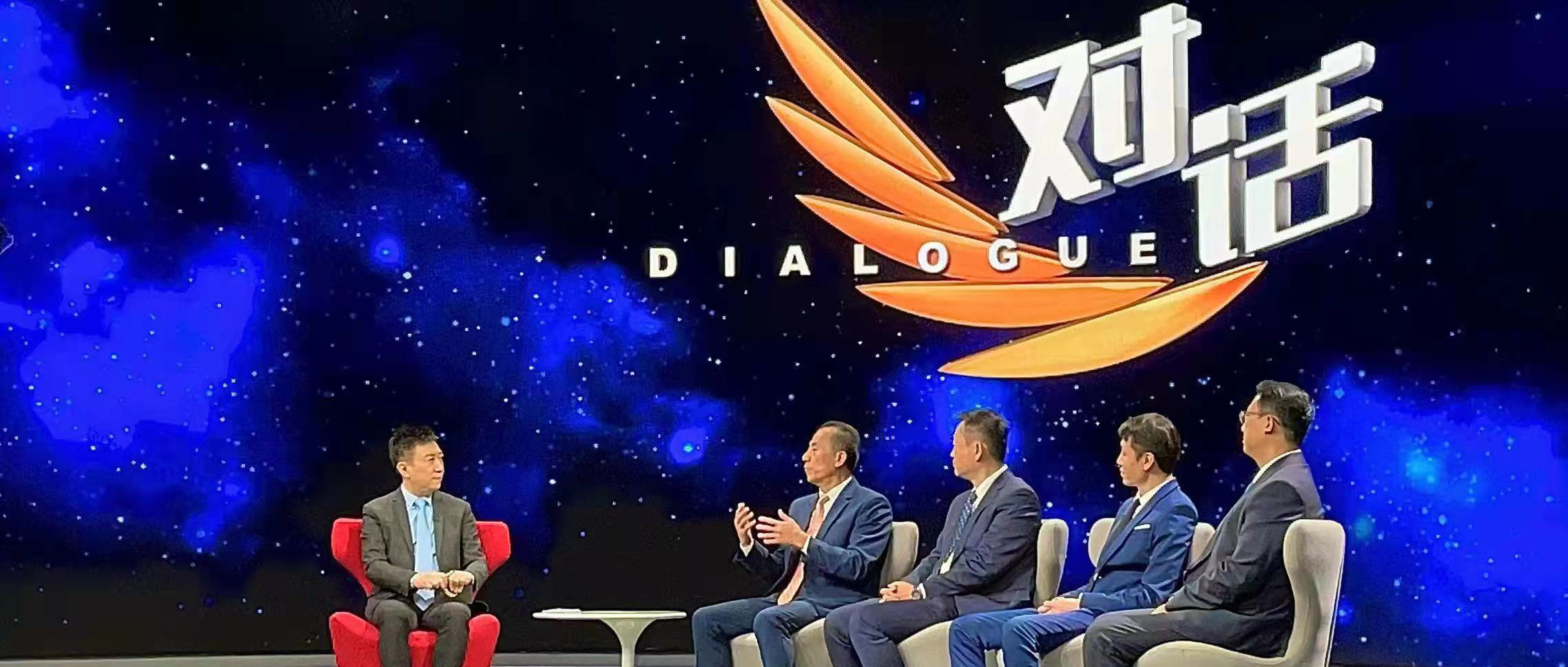 公海賭船醫療董事長李建全做客央視《對話》：用創新贏未來